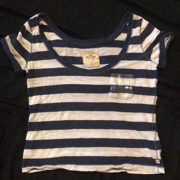 Hollister Cropped Tee - Picture 2 of 2